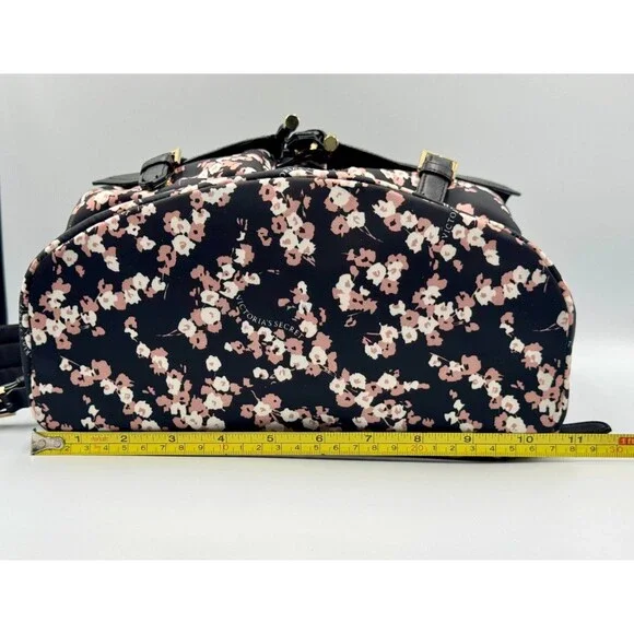 VICTORIA'S SECRET 6 Piece Midnight Rose Travel Make-Up Train Case Backpack NWOT! - Picture 11 of 13